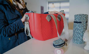 Geanta pentru mamici Crimson Optical Grey + curea pentru geanta Nuvita Mymia