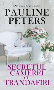 Secretul camerei cu trandafiri, Pauline Peters